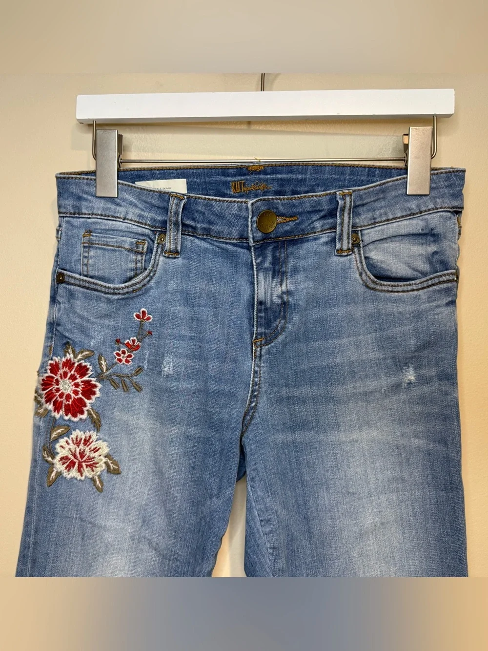 Kut From the Kloth Jean Connie Ankle Skinny embroidered flowers size 8